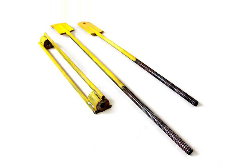 花蓝式悬挑梁拉杆